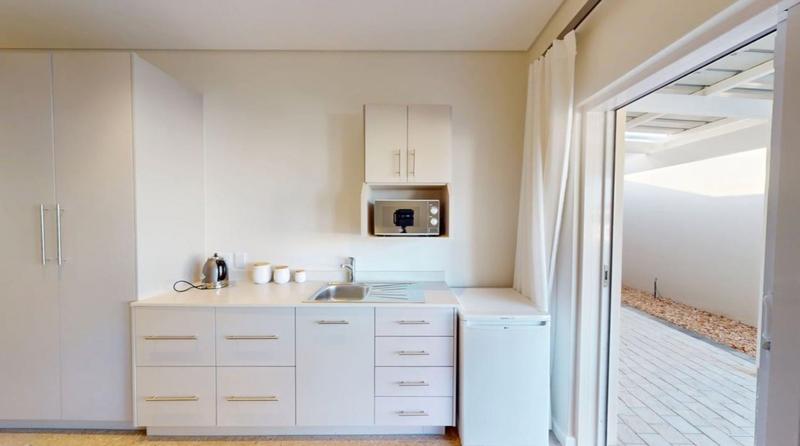 1 Bedroom Property for Sale in Stilbaai Wes Western Cape